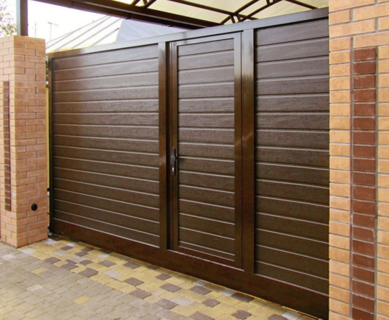 Ворота с калиткой в Абинске